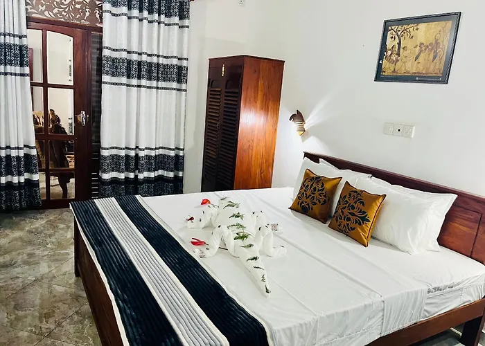 Villa Roy BentotaVilla